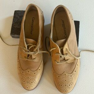 Caterpillar shoes, 7.5US, tan, cute school or dress shoe.